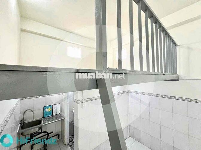 DUPLEX SẴN MÁY LẠNH SIÊU HẠT DẺ NẰM NGAY NGHÃ TƯ 4 Xã