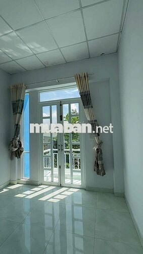 BÁN NHÀ GIÁ RẺ HÓC MÔN 40m2 – 1 TRỆT 1 LẦU 1 LỬNG CHỈ 295 TRIỆU