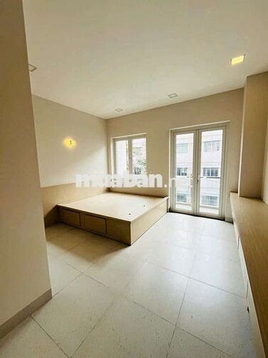 BÁN NHÀ 2 LẦU 
- SỔ HỒNG, HOÀN CÔNG
- ĐƯỜNG B19, KDC HƯNG PHÚ