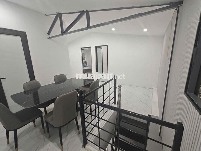 Bán căn tập thể Phương Mai CHÍNH CHỦ 100m²  3PN lớn 4.8 tỷ