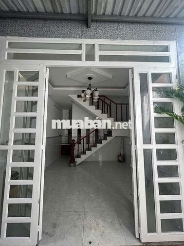 Chính chủ cần bán gấp nhà núp hẻm