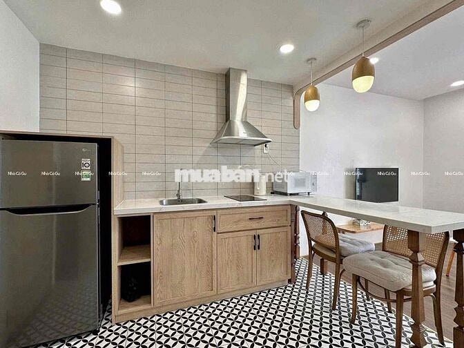 Cho thuê căn hộ quận 3 Lê Văn Sỹ full nội thất cửa sổ thoáng mát