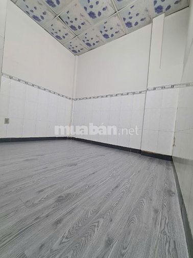 còn 1 phòng duy nhất tai 182 huỳnh tấn phát giao nhà ngay