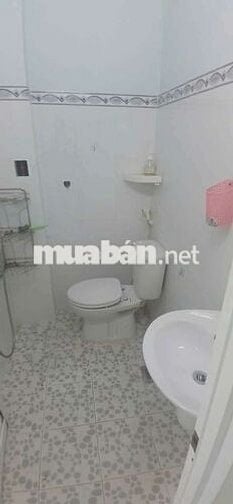 Cho thuê nhà nguyên căn.Đường Nhật Tảo,Phường 4.Quận 10.