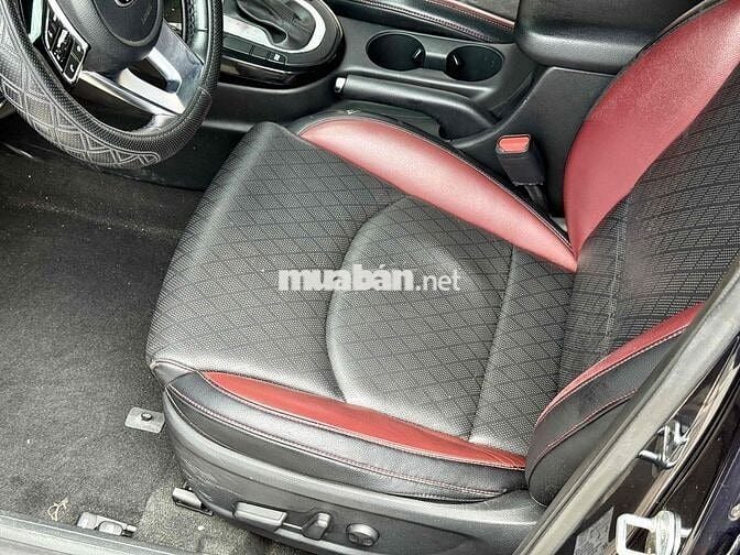 Kia Cerato 2021 2.0 AT PREMIUM - 57000 km