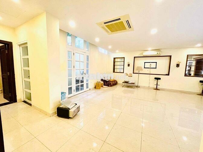 CỰC HÓT ! SIÊU PHẨM BIỆT THỰ 4E PHÙNG KHẮC KHOAN QUẬN 1 - 5 TẦNG
