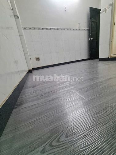 còn 1 phòng duy nhất tai 182 huỳnh tấn phát giao nhà ngay