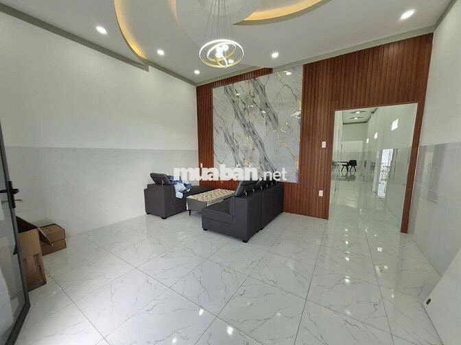 Cần tiền gấp, bán lỗ sâu, sổ sẵn sang tên ngay,tại Tân Thông Hội900Tr