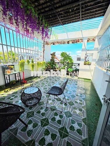 Nhà chính chủ,  đường xe tải, 1 trệt 3 lầu, sổ hồng