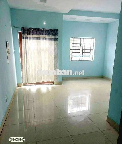 Nhà mặt tiền đường đông đúc gần chợ phù hợp kinh doanh buonban 3pn3wc