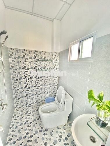 Tài sản khủng 6 tầng, Thu nhập115tr/th, Vị trí vàng