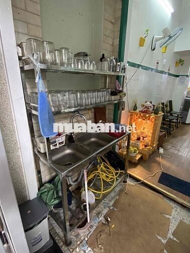 Cần sang nhượng mặt bằng đang kinh doanh cafe pha máy ngay chợ Bàn Cờ
