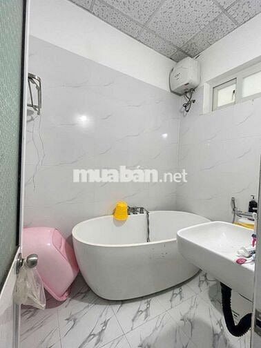 BÁN NHÀ SAU LƯNG MT TRƯỜNG CHINH. GẦN NGUYỄN NHƯ ĐỖ. 124M2  3TY550TL