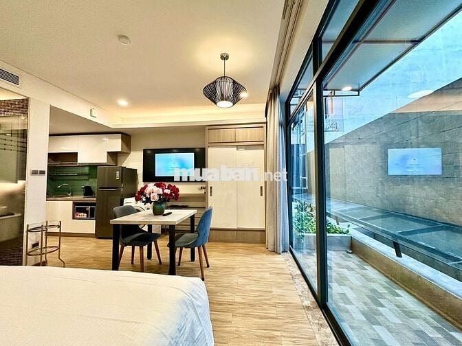 Thuê Căn Hộ 1PN Ban Công Cao Cấp Nguyễn Kiệm Gần Ngã Tư Phú Nhuận