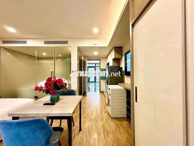 Thuê Căn Hộ 1PN Ban Công Cao Cấp Nguyễn Kiệm Gần Ngã Tư Phú Nhuận