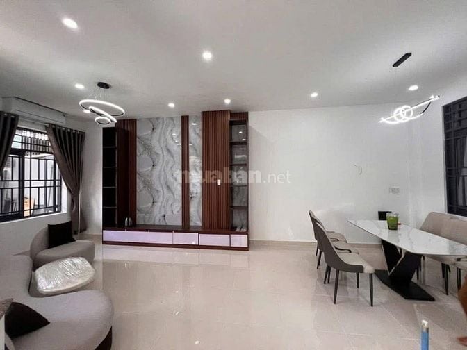 BÁN NHÀ GẦN CHỢ ĐÔNG KINH  - PHẠM VĂN HAI - TÂN BÌNH - GIÁ 1,77 Tỷ 