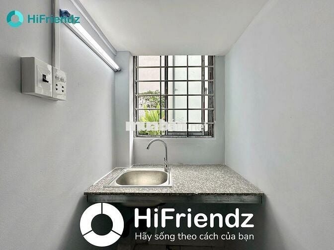 Phòng cho thuê giá rẻ ngay sân bay trống sẵn ở liền