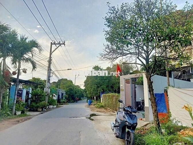 Lô đất mặt tiền An Sơn 01, Thuận An, giá 925 triệu, 110m2, SHR