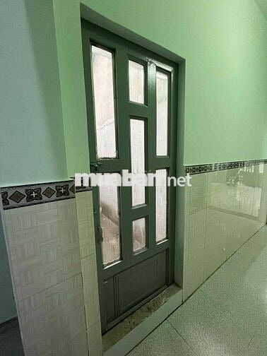 Trệt lửng 4*20; 2pn mới Rẻ chốt lẹ
