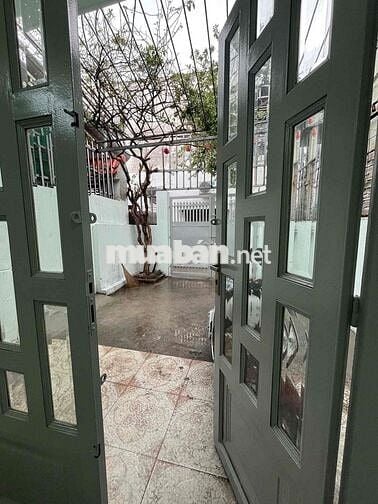 Trệt lửng 4*20; 2pn mới Rẻ chốt lẹ
