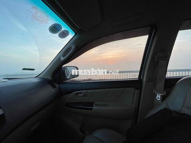Toyota Fortuner 2016 2.7V 4X2 AT - 10000 km 4XX tr
