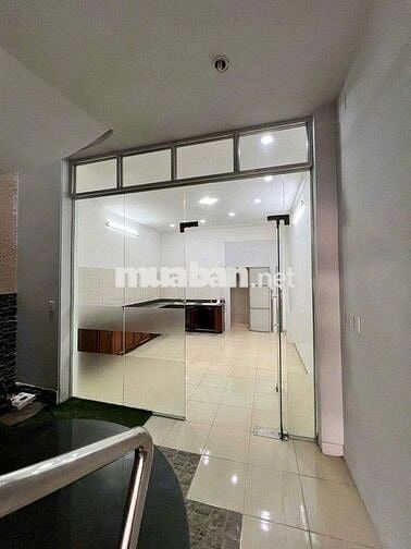CHO THUÊ MẶT BẰNG Mặt Tiền 425 Nguyễn Thái Bình, P.12, Tân Bình