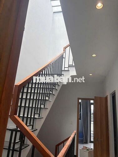 Bán Nhà 2 Mặt Hẻm, Hẻm Xe Hơi, 1 trệt 2 lầu, phường Trường Thọ Thủ Đức