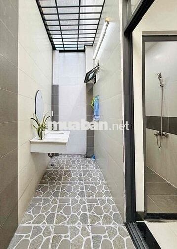 nhà chính chủ hoàn công đầy đủ,giấy tờ pháp lý rõ ràng