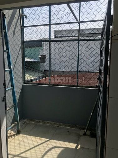 Bán nhà riêng gần chợ đầu mối Hóc Môn, 4,9 tỷ, 60m2.