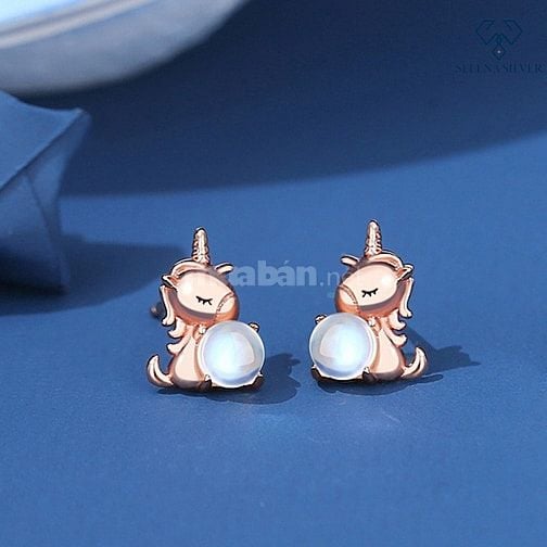 Bông tai bạc nữ đính đá CZ hình kỳ lân Cute Selenasliver