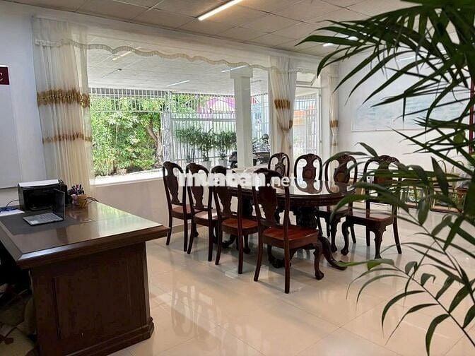 Cho thuê nhà đường Cách Mạng Tháng 8, Phường 8, Đà Lạt