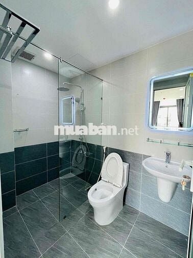 CHO THUÊ CHDV Ở ĐIỆN BIÊN PHỦ, QUẬN 10 GẦN VẠN HẠNH MALL, CÔNG VIÊN