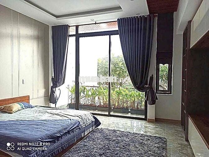 Cho thuê nhà cao cấp nguyên căn 3Pn-3 tầng có lửng Huỳnh Ngọc Đủ