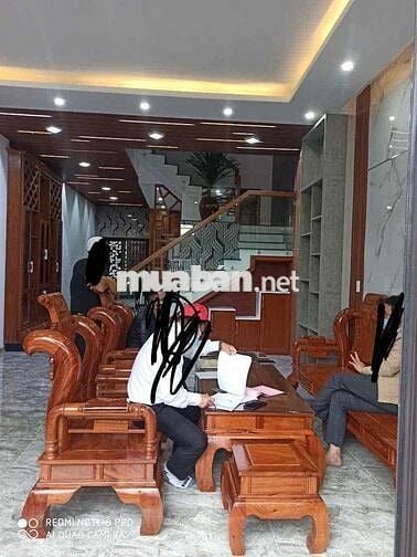 Cho thuê nhà cao cấp nguyên căn 3Pn-3 tầng có lửng Huỳnh Ngọc Đủ