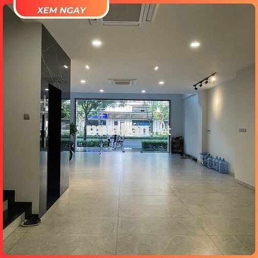 Cho Thuê Trệt + Lững Mặt Tiền Đường Lớn - Giá 30 triệu - Vạn Phúc City