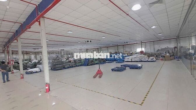 CHO THUÊ XƯỞNG 2500M2 MAY MẶC, MỸ PHẨM RIÊNG BIỆT – BÌNH CHÁNH, TP.HCM