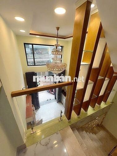 Nhà 5 tầng Hồ Thị Kỷ Q10 – Hẻm 6m, 5PN, sân thượng đẹp
