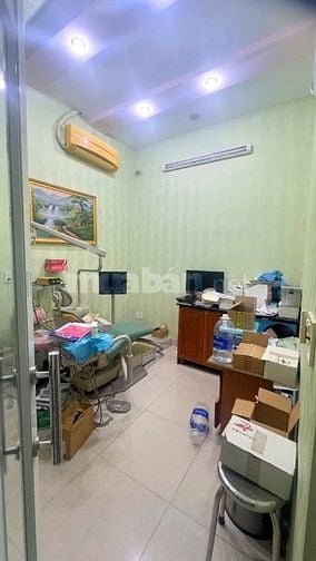 BÁN NHÀ MẶT TIỀN : 20 NGUYỄN HỮU CẦU - P. TÂN ĐỊNH - Q. 1
