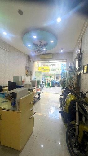 BÁN NHÀ MẶT TIỀN : 20 NGUYỄN HỮU CẦU - P. TÂN ĐỊNH - Q. 1