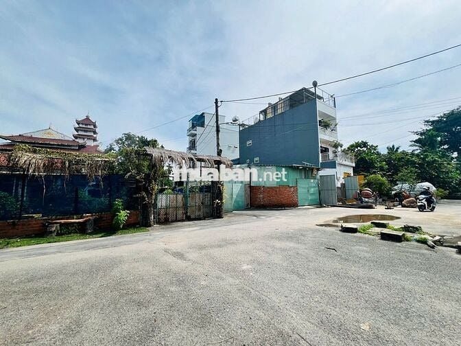 Bán nhà 4 tầng trung tâm Linh Đông sát bên Vành Đai 2 đầu tư siêu lời
