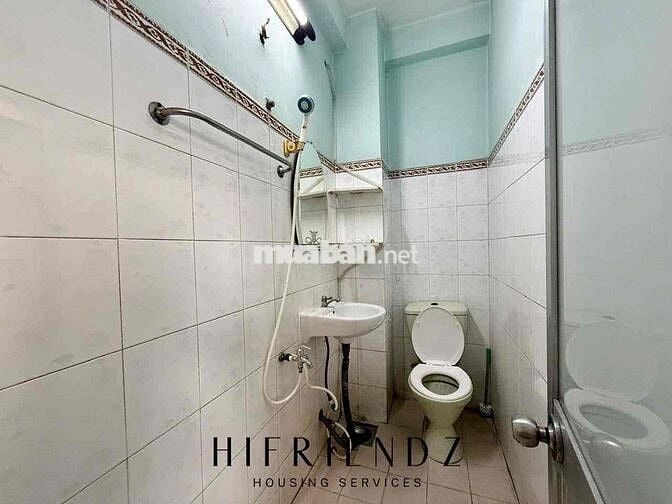 PHÒNG MỚI CỬA SỔ TRỜI - NVS RIÊNG SẴN NỘI THẤT NGAY TÊN LỬA