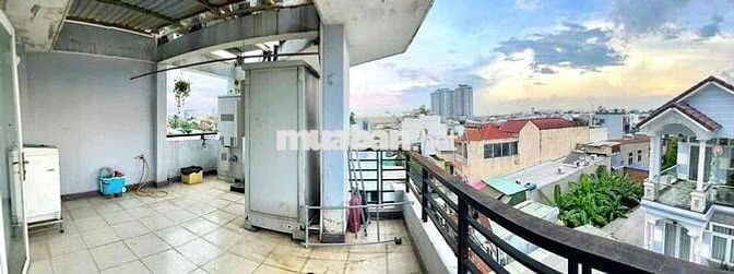 Phòng nội thất mới đường số 2 đối diện cổng chính Vạn Phúc