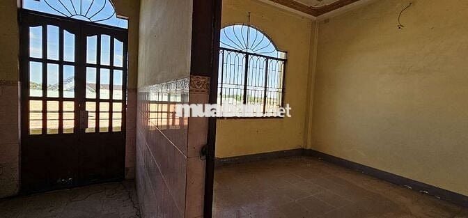 BÁN CỤC THỔ 500MV CÓ NHÀ HOÀN CÔNG