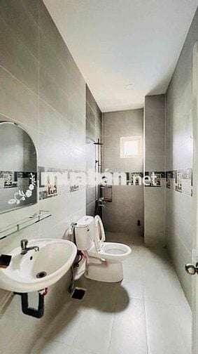 cho thuê nhà nguyên căn Dt 5x32m 4 phòng ngủ 3wc