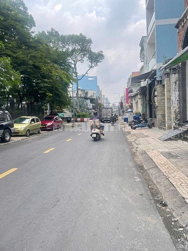 Cho thuê nhà hẻm 5m(XH) Bình Tiên, P.8, Q.6 giá 5,9tr