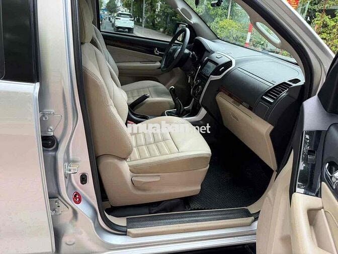 Isuzu Mu X B7 1.9 Turbo máy dầu số sàn 2022