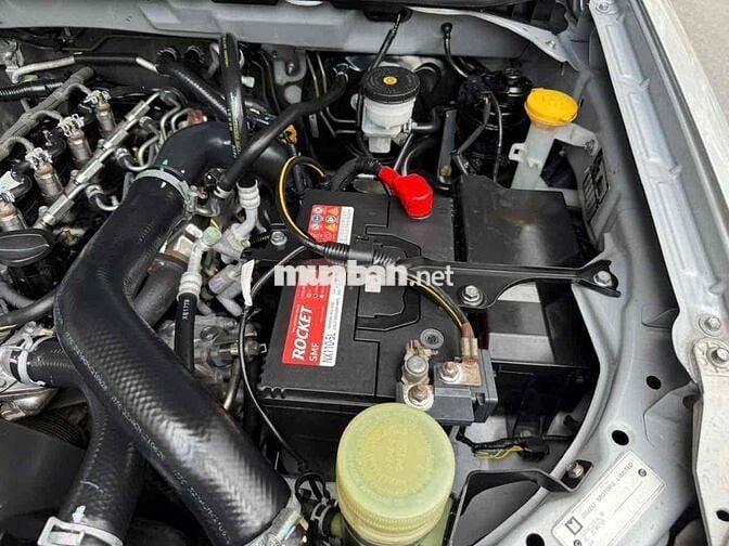 Isuzu Mu X B7 1.9 Turbo máy dầu số sàn 2022