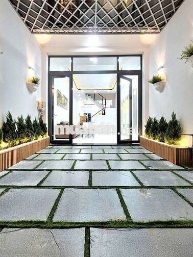 nhà phố q7 , khách dọn vào ở ngay.vij trí đẹp tương lai mặt tiền.kdchh