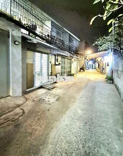 nhà phố q7 , khách dọn vào ở ngay.vij trí đẹp tương lai mặt tiền.kdchh
