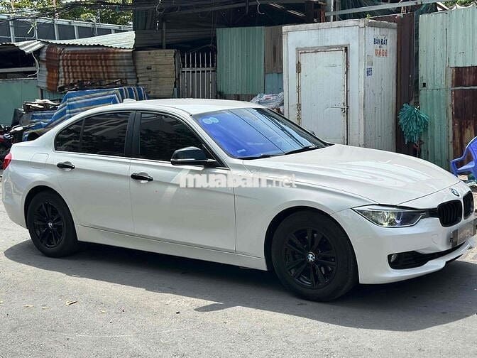 BMW 3 Series 2013 320i - 86000 km